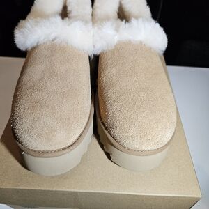 UGG Beige Suede Slippers with White Fur